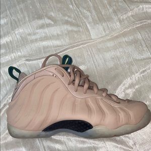 Nike Air One Foamposite in Particle Beige